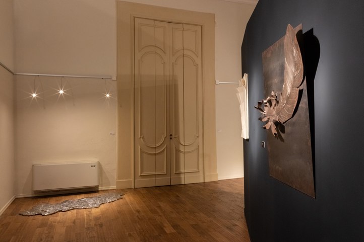 La sintesi eraclitea degli opposti nella poetica di Francesco Granito. La personale “Equilibrio-squilibrio” alla Domus Milella a Bari image 6