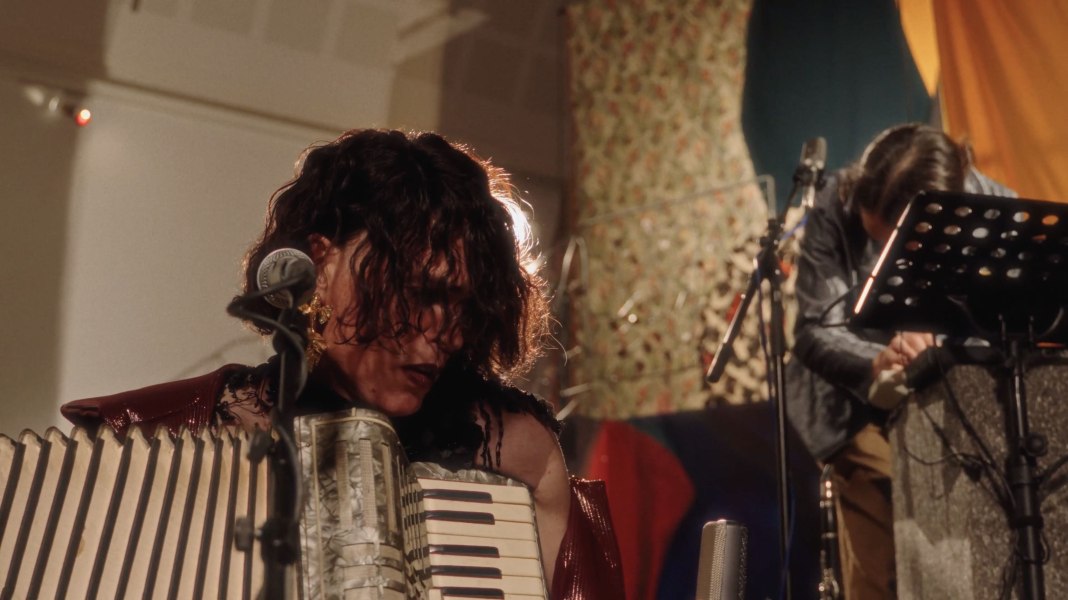 Adam Christensen con Tom Wheatley e David Aird Courtesy Adam Christensen