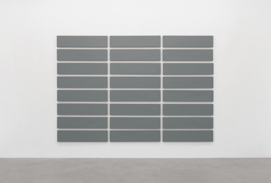 Alan Charlton, 24 Horizontal parts, 2010, acrilico su tela