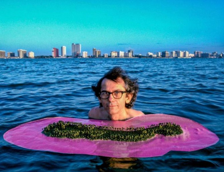 Gorgoni - “Surrounded Islands” di Christo e Jeanne-Claude