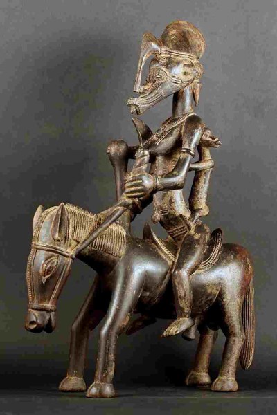 Figura femminile equestre Senoufo, Costa d'Avorio
