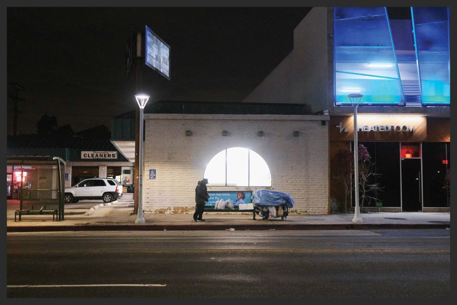 Gabriel Orlowski_Soft Moon_2025_archival print rag 308_60x90 cm