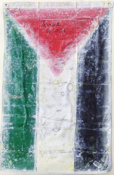Michele De Luca LACRIME DI GAZA, 2025, acrilico su bandiera, cm 94x60