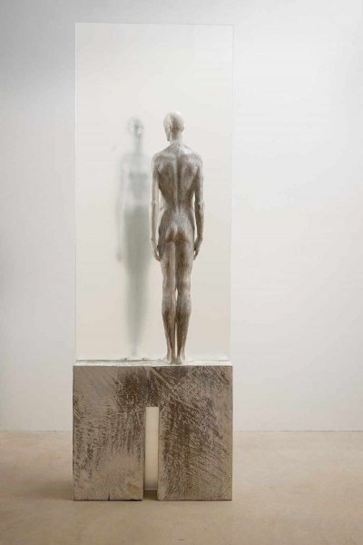 Hermann Josef Runggalder: Suspended Time - a solo exhibition at iSculpture Art Gallery San Gimignano