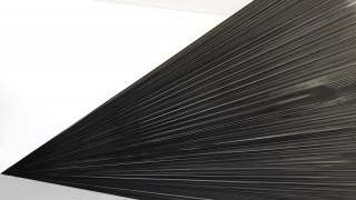 Jonathan Vivacua, Vela, 2018, film estensibile, dimensioni ambientali / stretch film, variable dimensions _ installation view