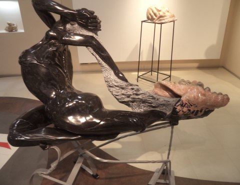 Aldo Flecchia - IL SOGNO DEL MARE (marmo nero di Ormea e marmo rosa di Varallo, 2024)